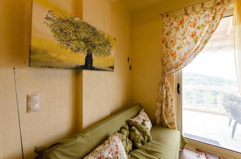 Oikies Lyttos Apartment Litos Bagian luar foto