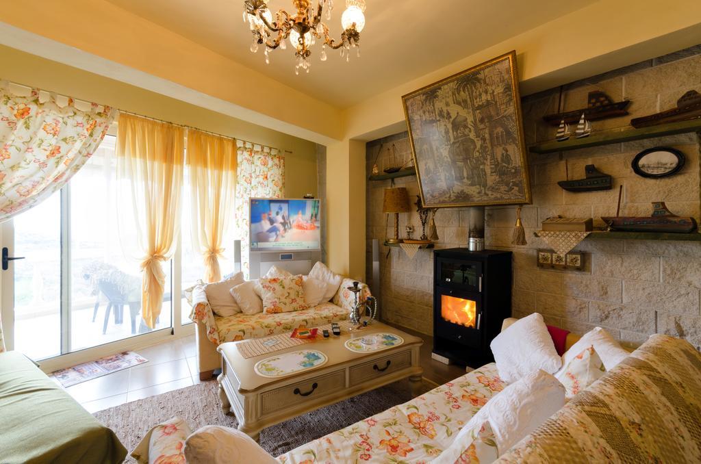Oikies Lyttos Apartment Litos Bagian luar foto
